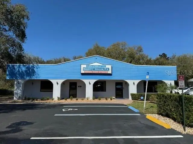 Commercial Law Office on Hwy 441, Tavares - 14 Parking Spaces, High Visibility