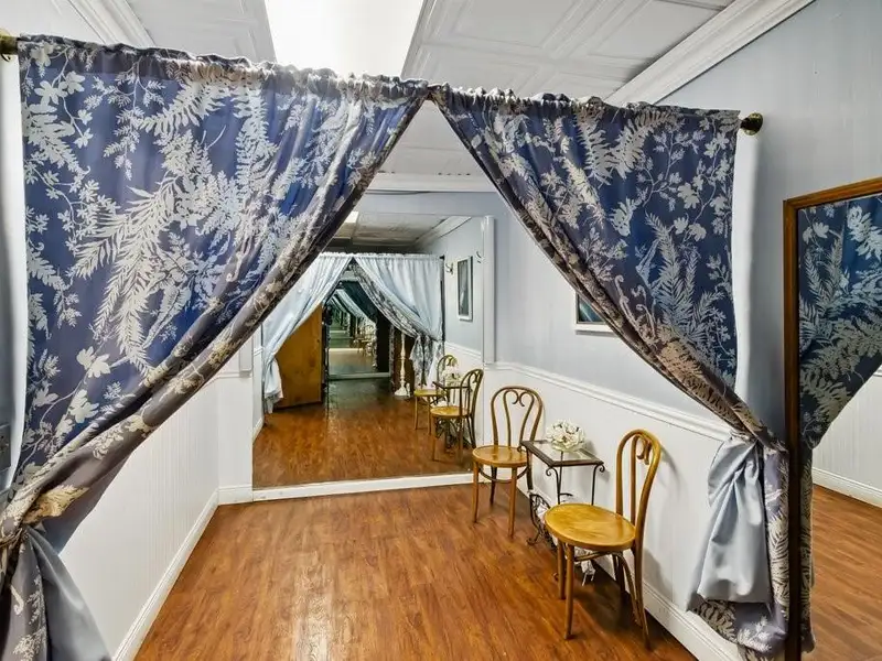 Versatile B-hc Zoned Commercial Property with Office and Retail Space