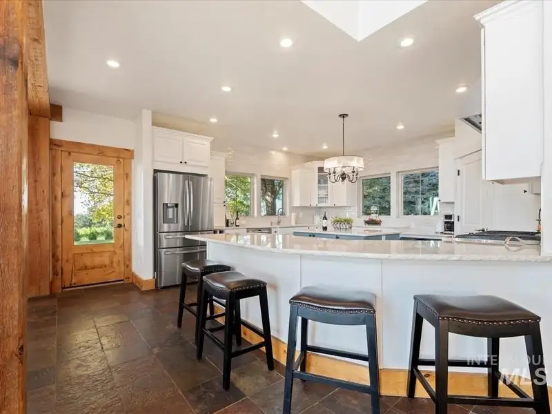 Hilltop Winery and Event Center with Custom Home and 360-degree Views in Eagle, Idaho