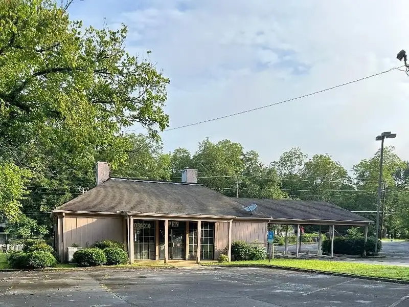Former Bank Building on over 1 Acre with Drive-through Canopy and Vault
