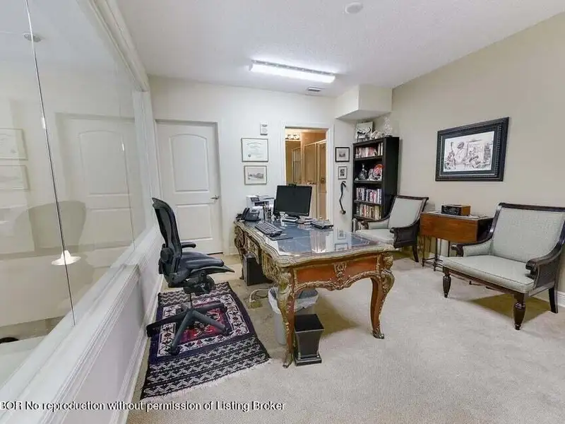 Live/work Condominium in Downtown West Palm Beach with Private Entrance and Parking