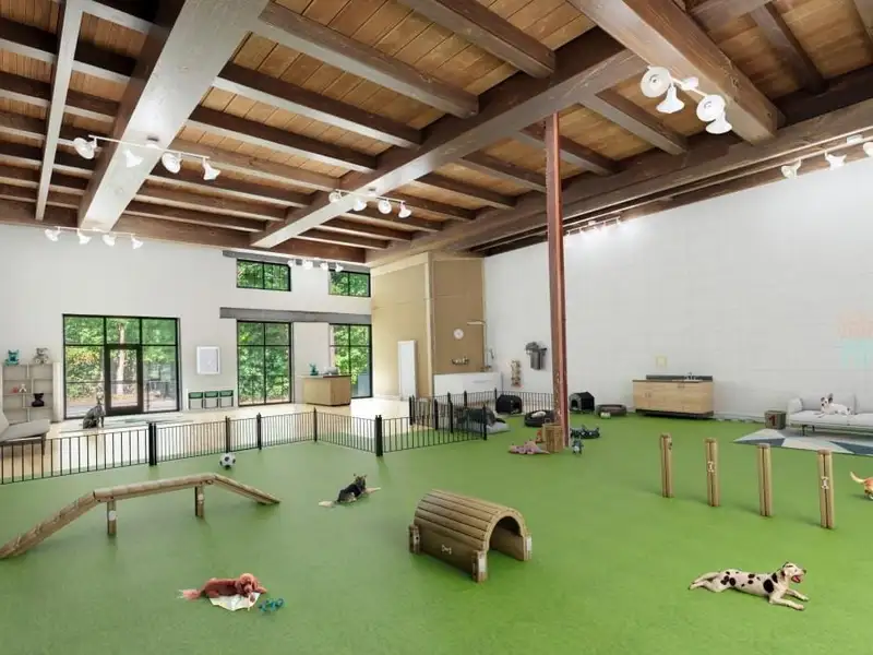 Industrial/flex Building in Prime Atlanta Location with Recent Upgrades and Parking Options