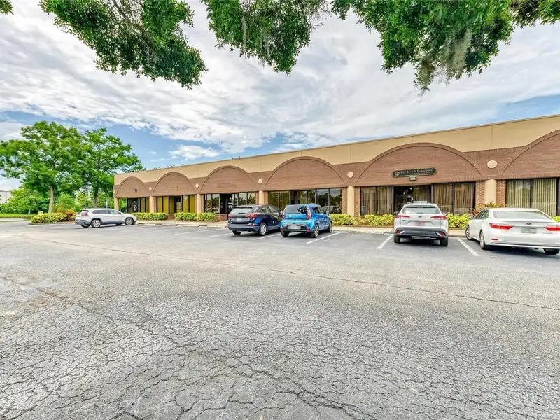 Professional Office Condo in Centrally Located Largo, 1830 Sq.ft with 7 Private Offices