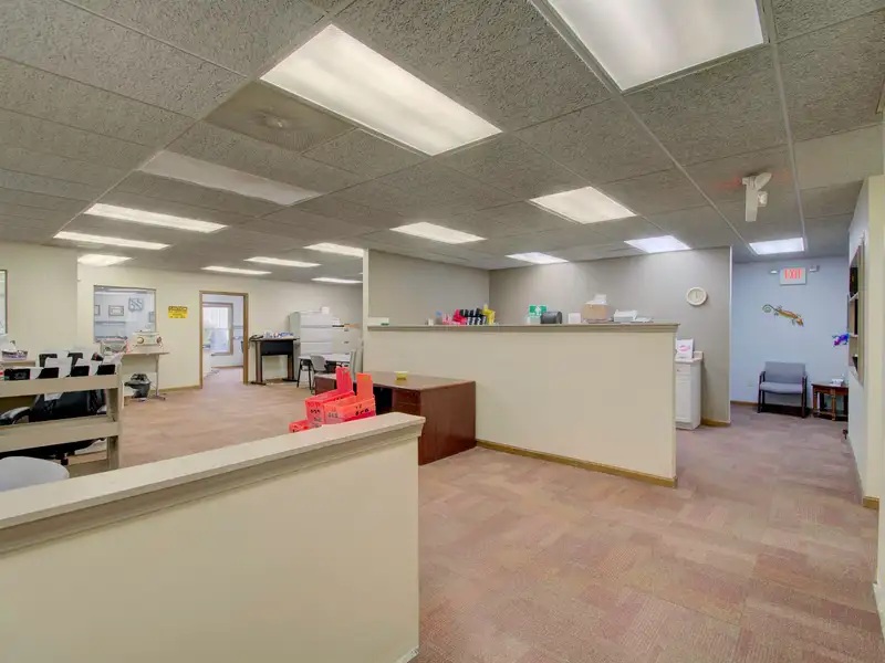 Move-in Ready 5,000 Sq Ft Commercial Space in Prime Edgewood Location