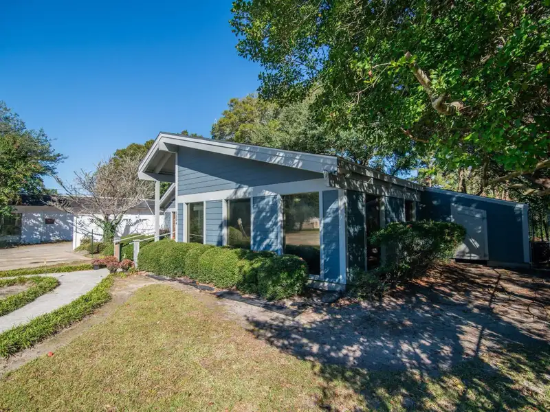 Commercial Property in Georgetown, Sc - Ideal for Medical Office or Investment Opportunity
