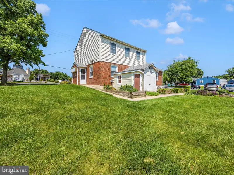Five Suites for Rent in Healthcare Facility with Utilities Included