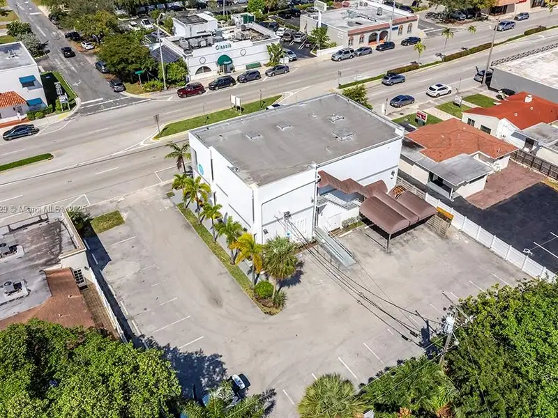 Stabilized 6,700 Sf Medical Office Building in Pompano Beach with 100% Occupancy
