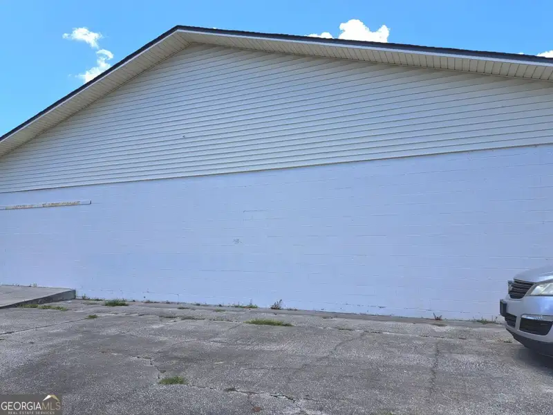 Commercial Income Property on Highway 40 in St. Marys, Ga - 3 Units, 4440 Sq Ft
