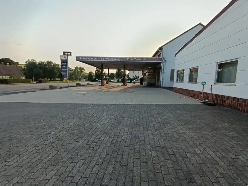 Spacious Property with Gas Station and Halls on Federal Highway 7, 12,000 M²
