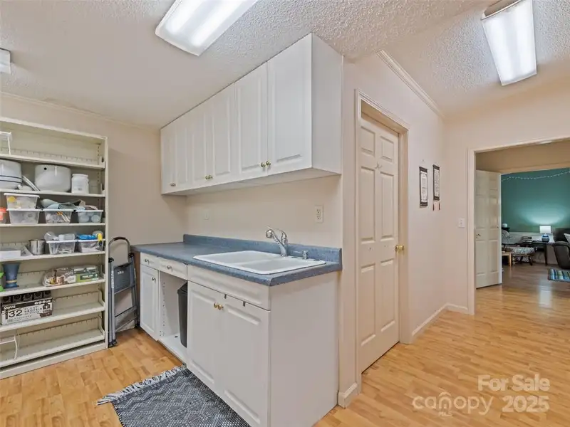 Versatile Commercial/residential Property on Hwy 209 with Ample Parking and Accessibility Features