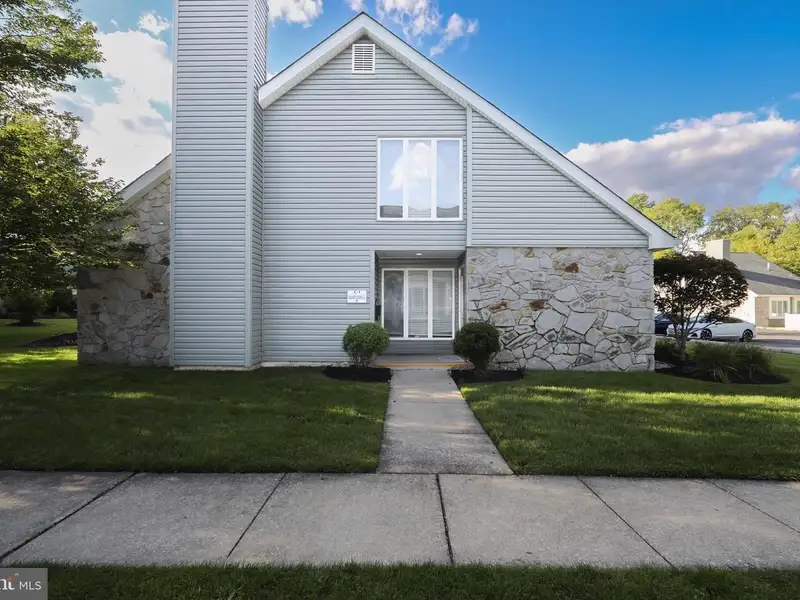 Bi-level Office Condo in Washington Township Professional Campus, Turnersville, Nj