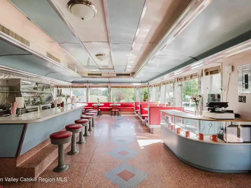 Mixed-use Commercial Property with Vintage Diner and Deli in Elizaville, Hudson Valley