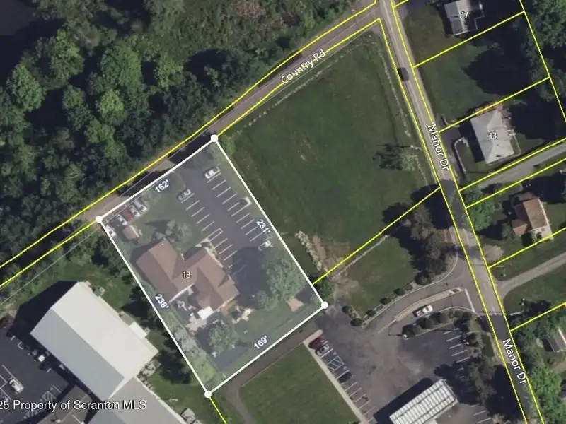 Versatile 4,800 Sq. Ft. Commercial Building with Parking and Outdoor Space in Prime Location