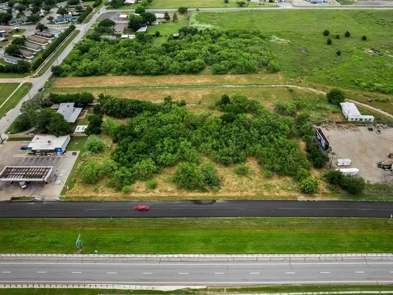 Commercial Property for Sale: 2.53-acre Lot on Northwest Freeway, Wichita Falls, Tx
