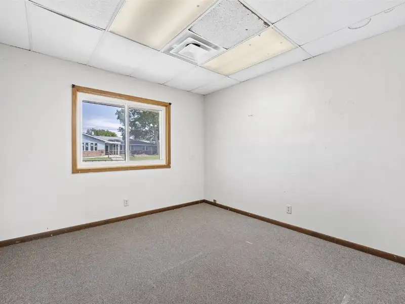 Flexible Office/retail Space for Lease in High-traffic Location, Edgewood Rd Sw