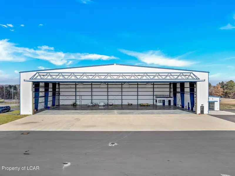16,000 Sq Ft Hangar for Sale or Lease at Hazleton Regional Airport