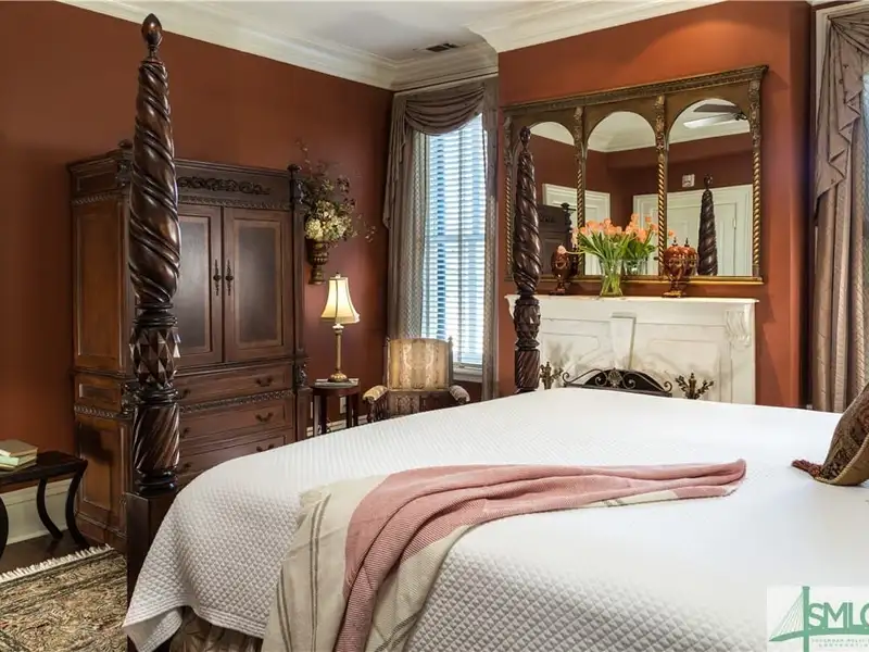 Restored 1871 Gray Brick Townhome in Savannah’s Historic District with Carriage House and Stvr Certificates