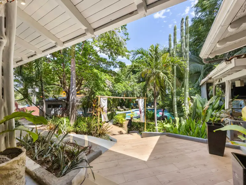 Tamarindo Boutique Hotel - 9 Bedrooms, 175m to Beach, Ideal for Retreats