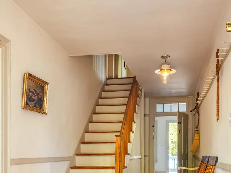Historic Mixed-use Landmark in Kinderhook Village with Restaurant and Flexible Suites