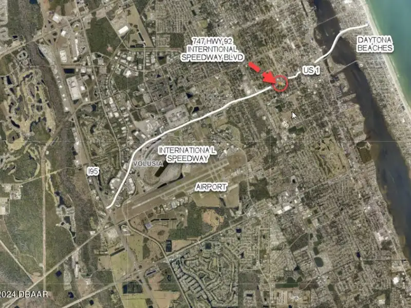 Income-producing Commercial Property on Us 92 Near Daytona Beach