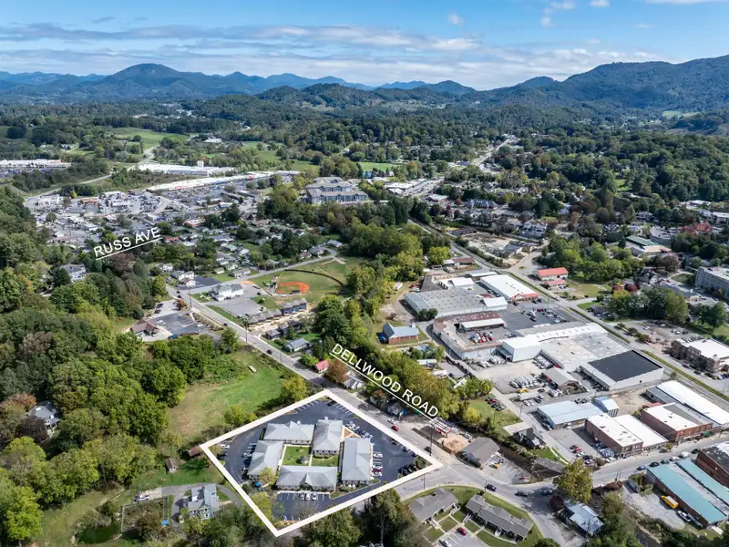Fully Leased Business Park in Prime Waynesville Location with Ample Parking and Modern Amenities