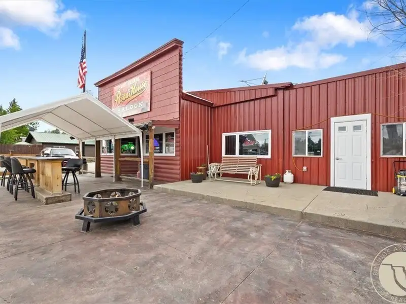 Renovated Saloon with Licenses Near Red Lodge and Beartooth Highway, Includes Living Space