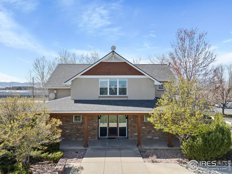 Bright Second-story Office Condo with Mountain Views in Niwot, Colorado