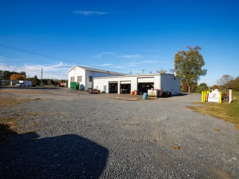 Versatile 9,940 Sq Ft Mixed-use Building on Congress Street, New Market, Shenandoah Valley