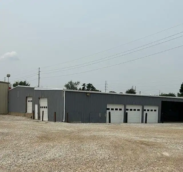 Commercial Property with Warehouse and Office Space on 3.19 Acres in Prime Location