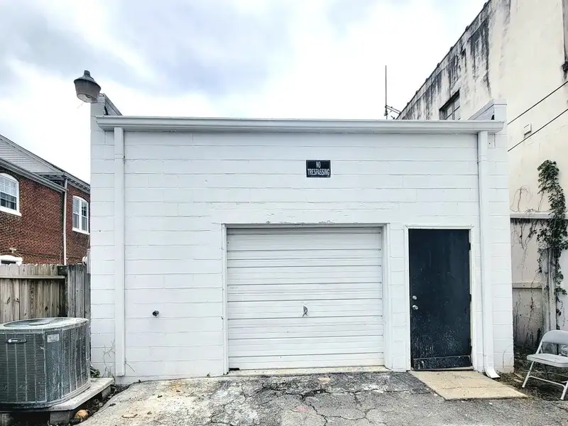 Historic Commercial Storefront in Rivermont District with Ample Office and Storage Space