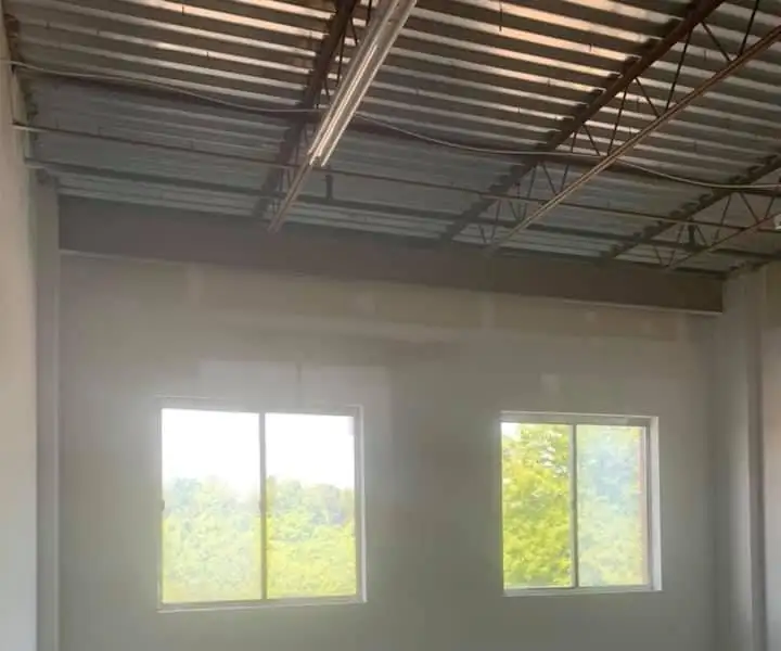 Industrial Suite N for Lease in Eastern Business Center, 1,594 Sf with Mezzanine Office
