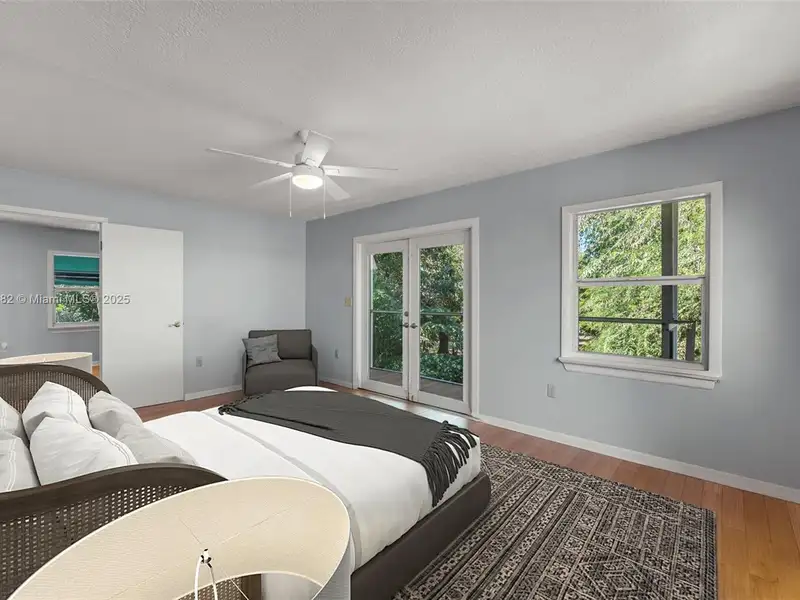 Remodeled 5-bedroom Home on 1 Acre in Redlands Near National Parks