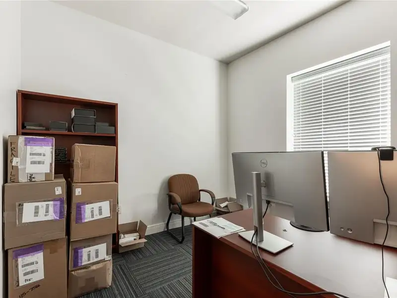 Commercial Investment Property in Gainesville, Fl with Long-term Tenant and Expansion Lot