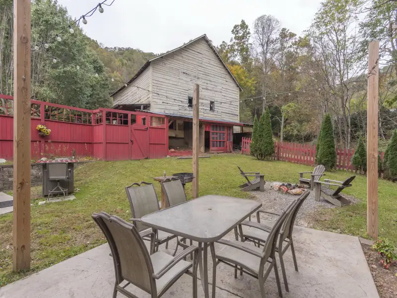 Historic Property with Two Cottages and Tobacco Barn on Nearly 6 Acres