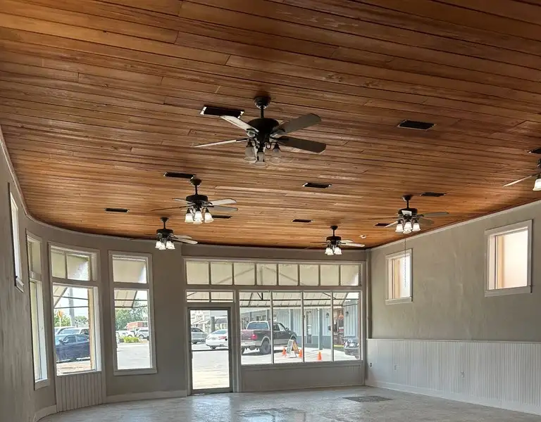 Downtown Nashville Commercial Space with Renovations, Ideal for Restaurant or Retail Business