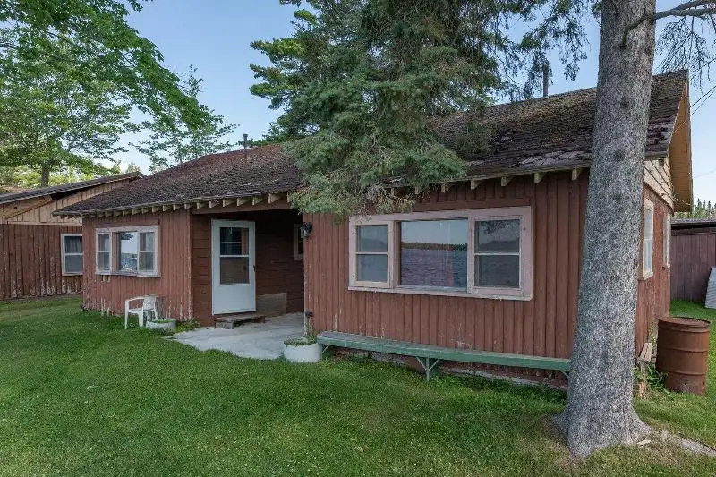 Investment Opportunity: Iconic Sportsman's Lodge with Cottages on Pickerel & Crane Lake