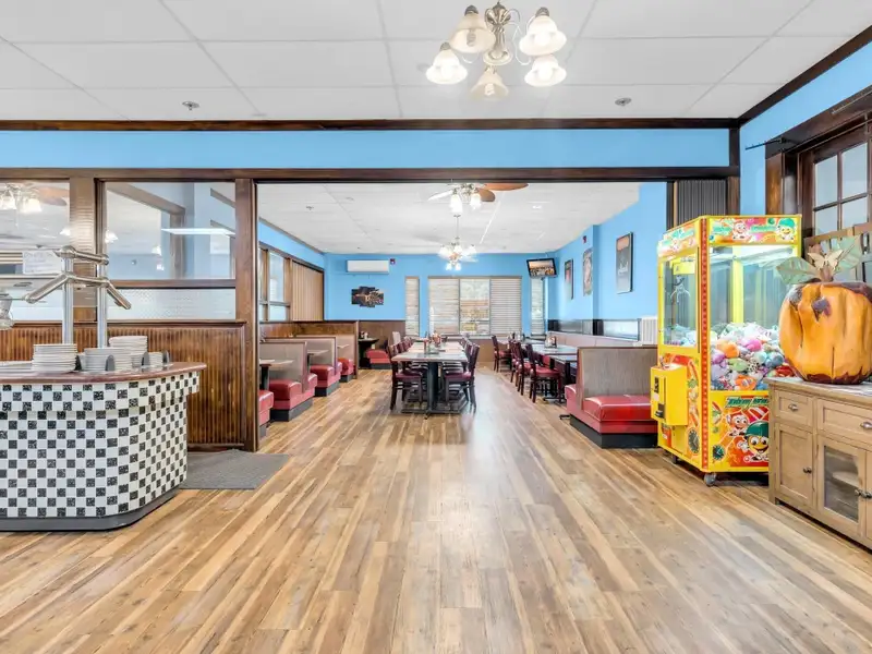 Established Restaurant for Sale in Prime Pawleys Island Location with Turn-key Opportunity