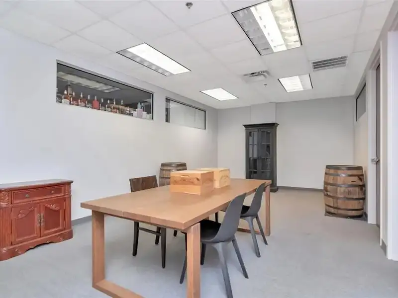 Office Condo in Downtown Tampa's Channel District with Parking and Retail Amenities