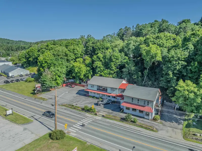 Mixed-use Building with Restaurant and Apartments in High-traffic Littleton Location