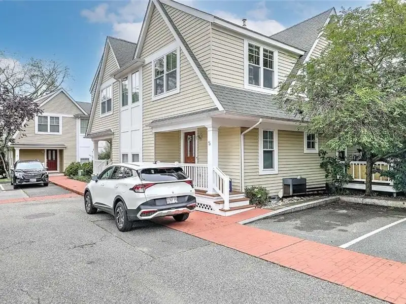 14-unit Residential Complex in Barrington, Ri on Nearly an Acre of Land