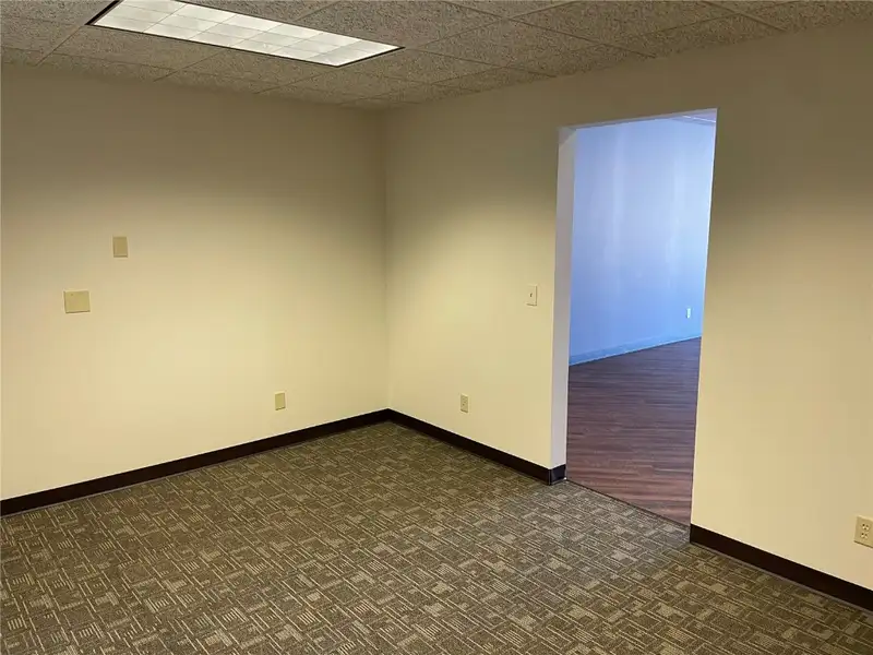 Commercial Property in Medquarter, Prime 1st Avenue Location Near Coe College