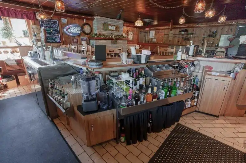 Turnkey Restaurant and Bar with Lake Views in Northwoods Area