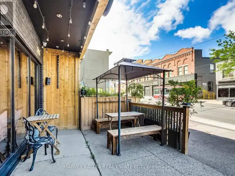 Renovated Commercial Property with Restaurant and Two Apartments in the Junction