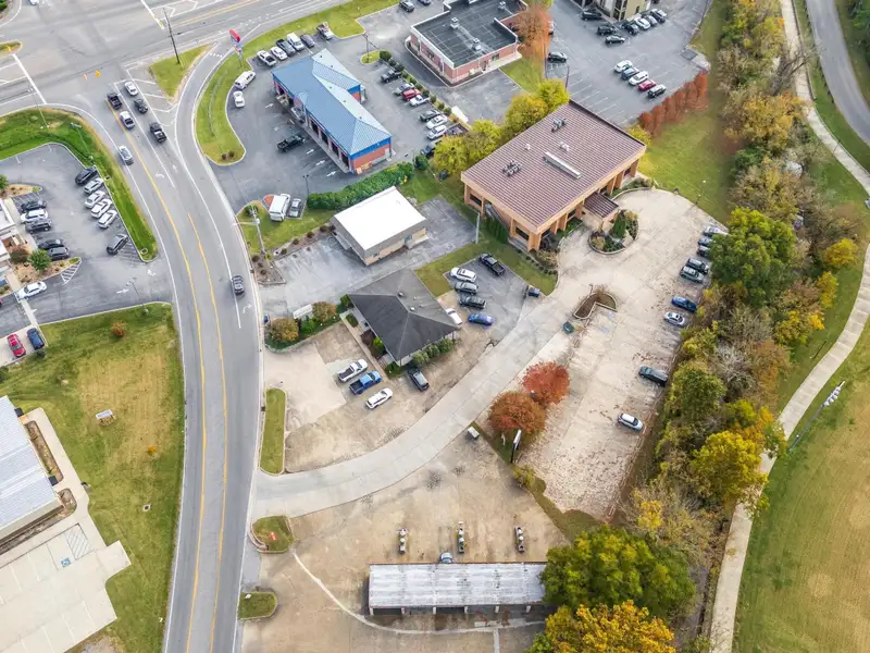 Cleveland, Tn Office Suites for Lease - Newly Remodeled, 2,400 & 2,164 Sq Ft