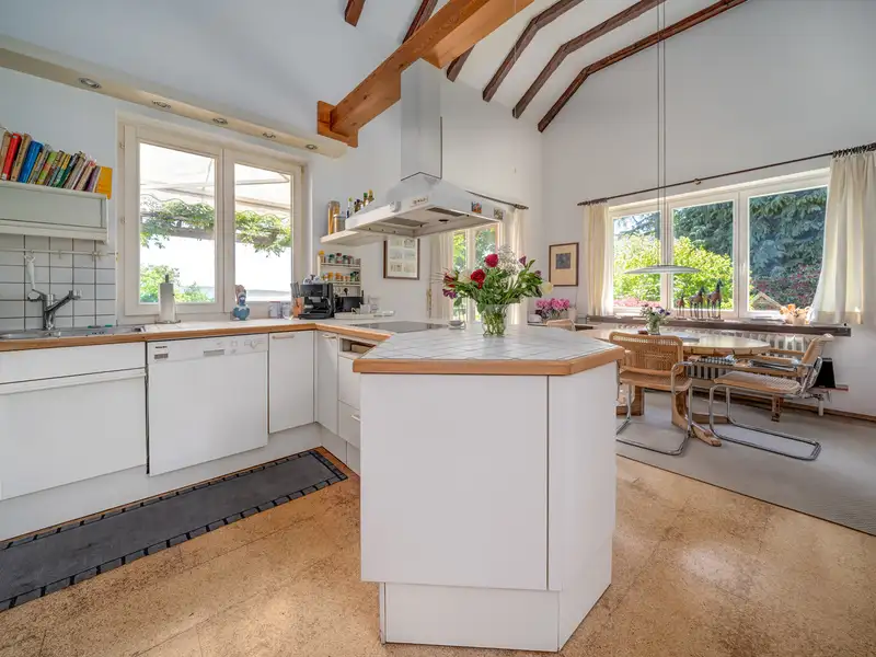 Lakeside Multi-family Property with Historic Bathhouse in Litzelstetten, Lake Constance