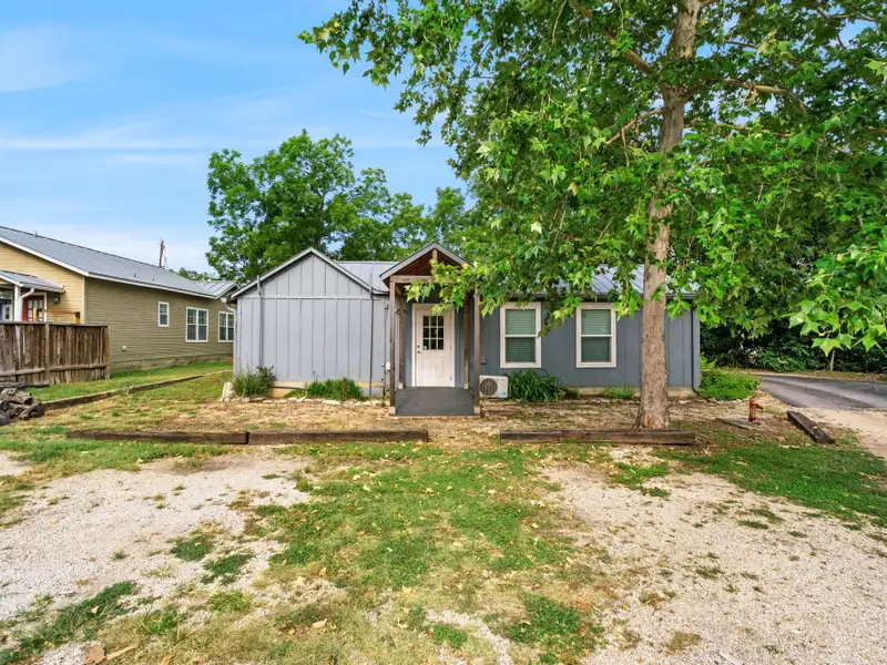 Historic Vintage Office Building with Additional Income Potential in Downtown Boerne