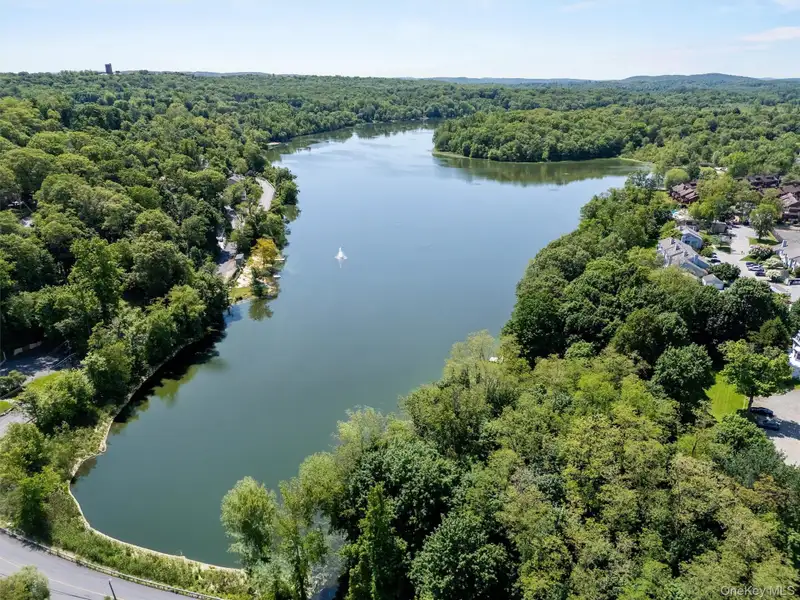 4.6-acre Lakefront Development Site on Route 6 in Mohegan Lake, Westchester County