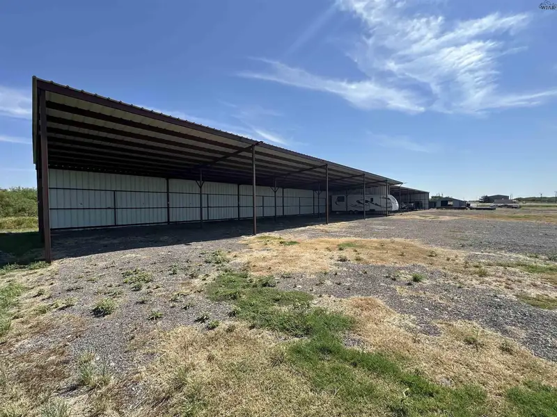 Commercial Property on 5.988 Acres with Warehouse and Storage Facilities