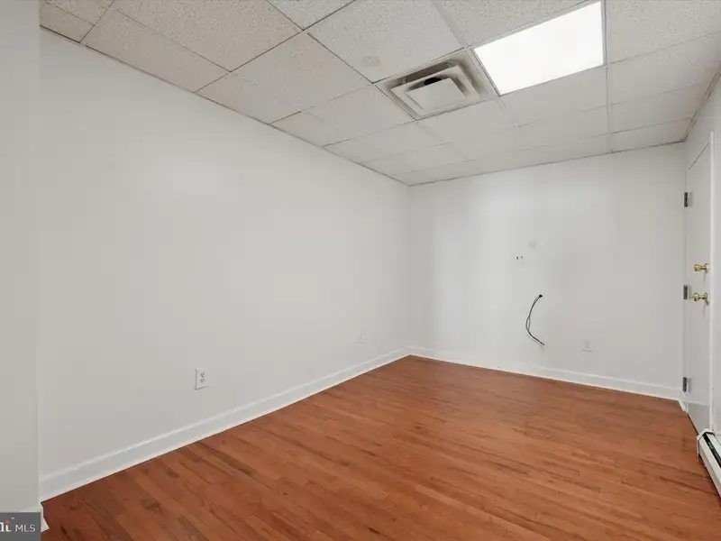 Mixed-use Property with Retail Space and 3-bedroom Apartment in Upper Darby