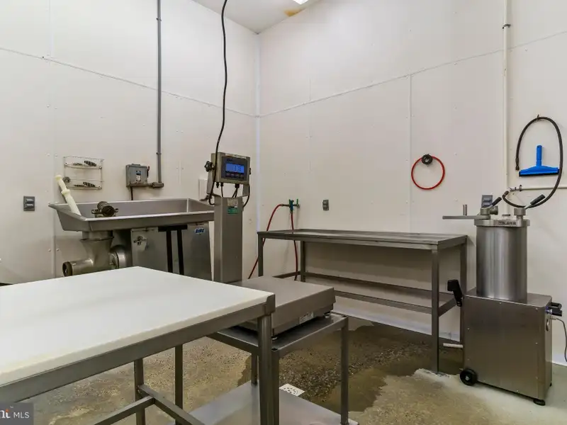Established Meat Market and Processing Facility on 7 Acres Near Raystown Lake